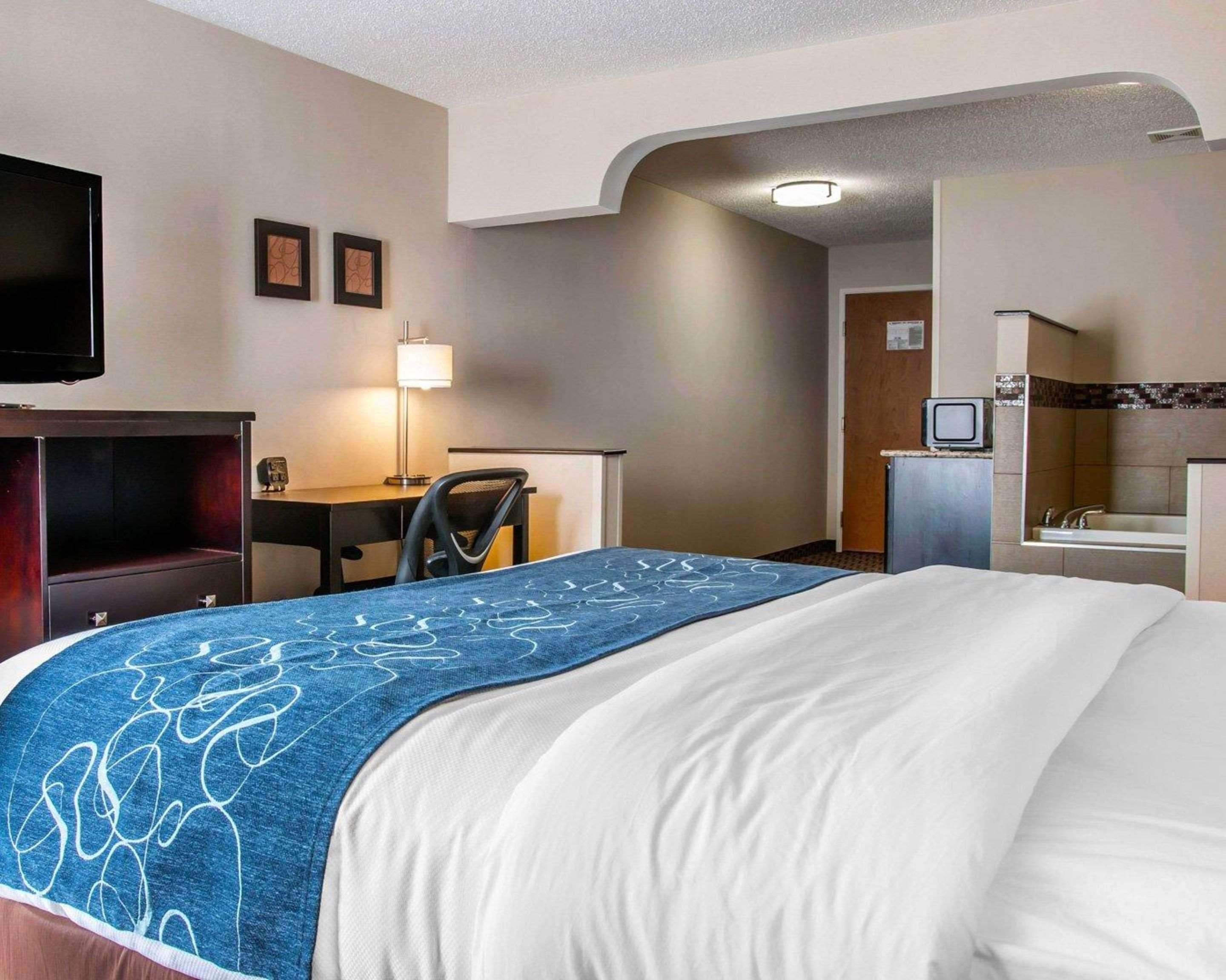 Comfort Suites Benton Harbor - St Joseph Exteriér fotografie