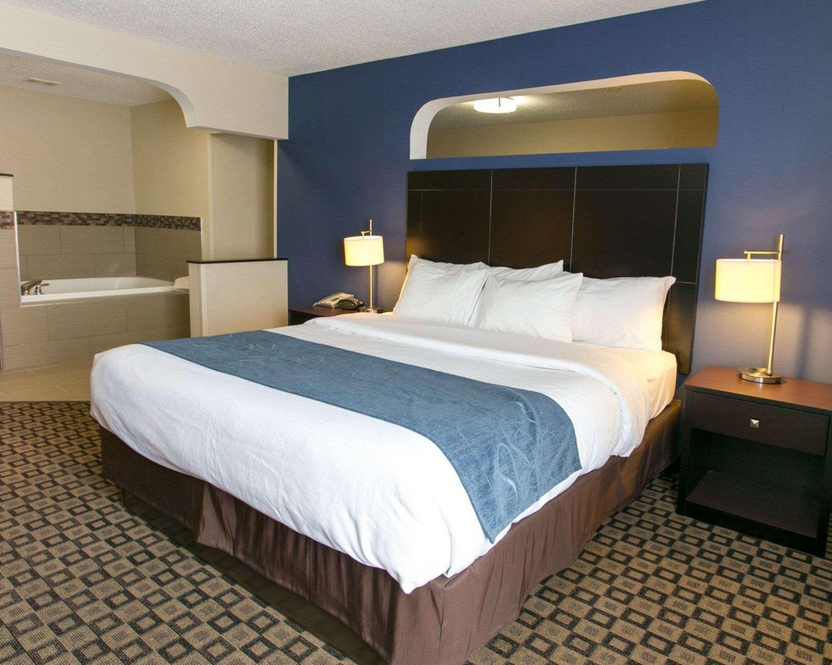 Comfort Suites Benton Harbor - St Joseph Exteriér fotografie