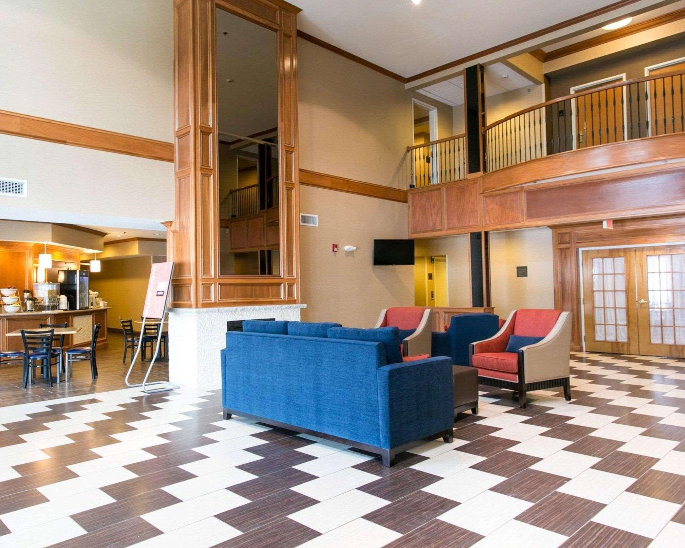 Comfort Suites Benton Harbor - St Joseph Exteriér fotografie
